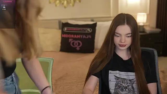 Snapshot of Zlata_Sky chatting on May 2026 06:39:01 PM Zlata Sky online show from May 2026 06:39:01 PM