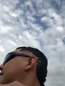  Usher online show from February 2026 09:58:01 PM