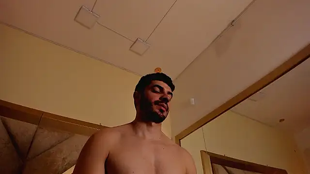 LaraandAxel online show from February 2026 08:20:01 PM