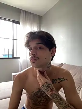 Snapshot of ruffvip chatting on July 2026 04:05:02 PM ruffvip online show from July 2026 04:05:02 PM