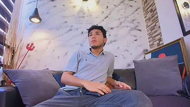 Damon Salvarote S online show from March 2026 06:37:01 PM