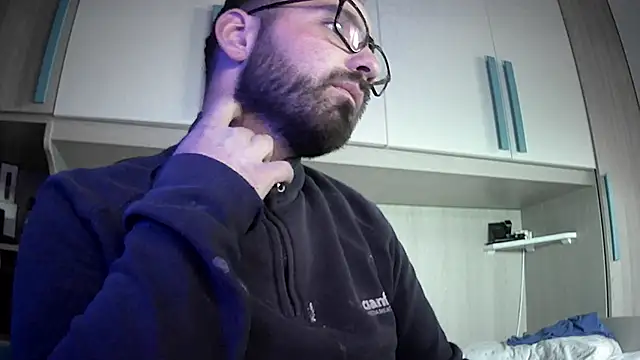 Snapshot of no-name15 chatting on March 2026 06:13:02 PM no-name15 online show from March 2026 06:13:02 PM