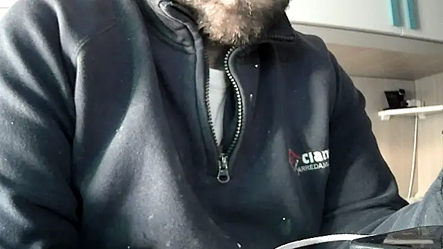 Snapshot of no-name15 chatting on March 2026 04:44:01 PM no-name15 online show from March 2026 04:44:01 PM