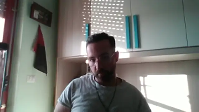 Snapshot of no-name15 chatting on April 2026 04:18:01 PM no-name15 online show from April 2026 04:18:01 PM