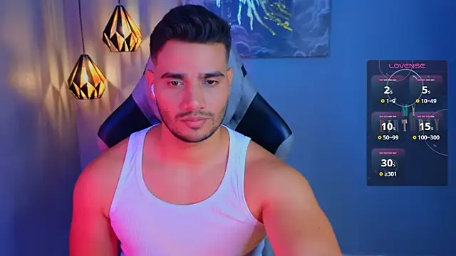 AndresRodriguez1 online show from February 2026 01:32:02 PM