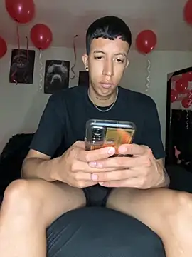 Snapshot of Sebastian_Villamarin chatting on February 2026 04:42:02 AM Sebastian Villamarin online show from February 2026 04:42:02 AM