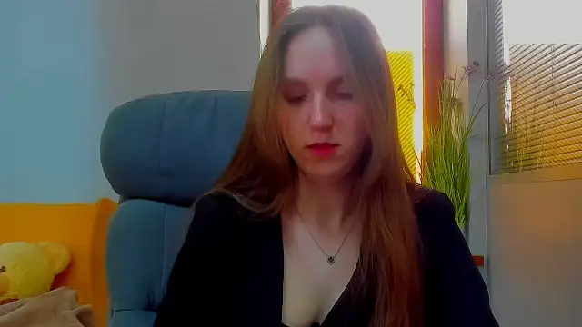 Snapshot of Nessi-Morris chatting on February 2026 09:51:02 AM Nessi-Morris online show from February 2026 09:51:02 AM