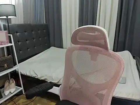 TinyCock Rein online show from April 2026 05:06:01 PM