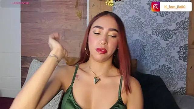 Snapshot of LiaHansson00 chatting on March 2026 03:28:02 PM LiaHansson00 online show from March 2026 03:28:02 PM