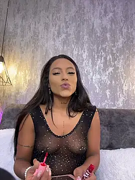 Snapshot of Alahia_Betancurr chatting on July 2026 01:54:01 PM Alahia Betancurr online show from July 2026 01:54:01 PM