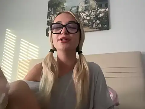 Snapshot of kelseyblu chatting on April 2026 10:54:02 PM kelseyblu online show from April 2026 10:54:02 PM