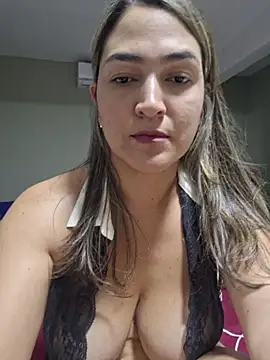 Snapshot of Grecia00x chatting on April 2026 01:52:02 AM Grecia00x online show from April 2026 01:52:02 AM