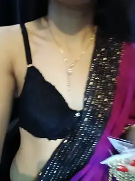 Snapshot of Saxy_bhabhi79 chatting on July 2026 05:31:01 PM Saxy bhabhi79 online show from July 2026 05:31:01 PM