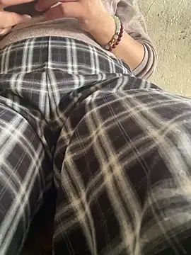 Snapshot of Yinini chatting on March 2026 07:58:02 AM Yinini online show from March 2026 07:58:02 AM