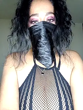 Snapshot of Milove86 chatting on April 2026 04:07:02 AM Milove86 online show from April 2026 04:07:02 AM