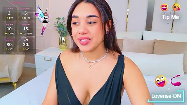 Snapshot of Luna_Cortier chatting on March 2026 06:19:02 AM Luna Cortier online show from March 2026 06:19:02 AM