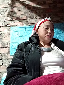 lena-cute online show from February 2026 06:48:01 PM