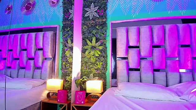 Snapshot of Mari_cooper1 chatting on March 2026 08:57:02 PM Mari cooper1 online show from March 2026 08:57:02 PM