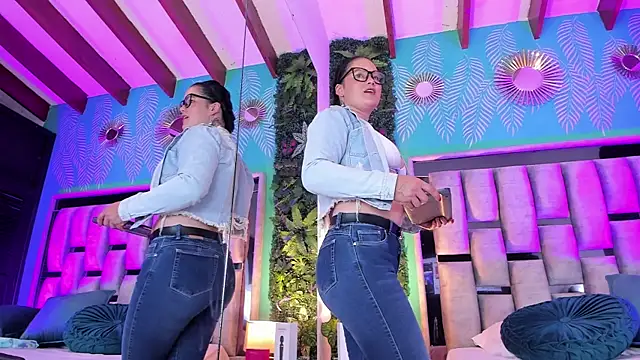 Snapshot of Mari_cooper1 chatting on March 2026 09:09:02 PM Mari cooper1 online show from March 2026 09:09:02 PM