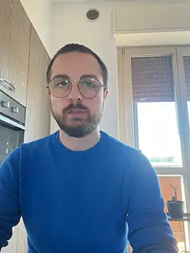 Snapshot of ItalianAlex chatting on May 2026 08:00:01 AM ItalianAlex online show from May 2026 08:00:01 AM