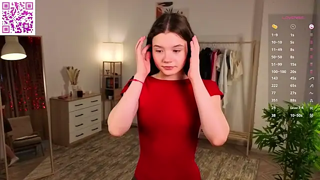 Snapshot of MirthaZien chatting on March 2026 01:03:01 AM MirthaZien online show from March 2026 01:03:01 AM