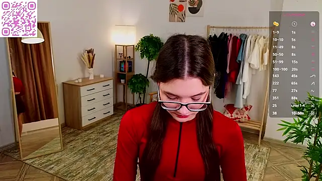 Snapshot of MirthaZien chatting on March 2026 01:11:02 AM MirthaZien online show from March 2026 01:11:02 AM