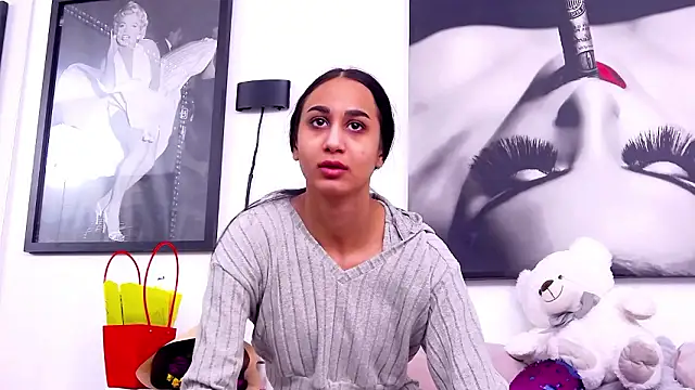 LexiPlay online show from March 2026 05:02:02 AM