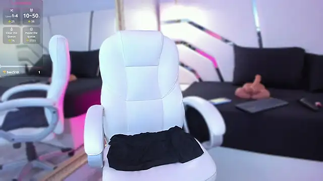 ninna vinns online show from March 2026 04:03:02 AM