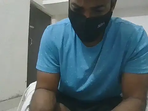 veeeer1239 online show from March 2026 05:41:01 PM