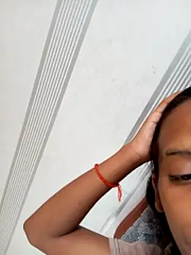 Snapshot of loveofpetitegirls34 chatting on April 2026 11:27:01 AM loveofpetitegirls34 online show from April 2026 11:27:01 AM