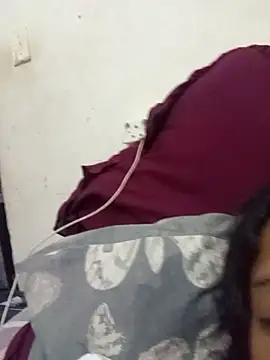 Snapshot of loveofpetitegirls34 chatting on April 2026 03:25:02 PM loveofpetitegirls34 online show from April 2026 03:25:02 PM