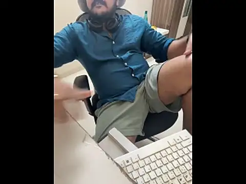 Rah0091 online show from March 2026 06:24:01 PM