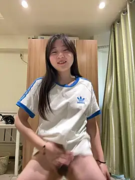 Snapshot of LXR77887 chatting on April 2026 02:27:02 AM LXR77887 online show from April 2026 02:27:02 AM