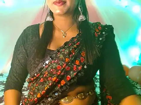 LIZNA 0 online show from February 2026 05:21:01 PM