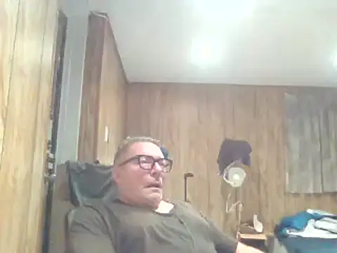 Snapshot of melvinsnow chatting on December 2024 09:03:01 AM melvinsnow online show from December 2024 09:03:01 AM