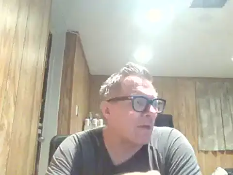 Snapshot of melvinsnow chatting on February 2025 01:48:02 AM melvinsnow online show from February 2025 01:48:02 AM