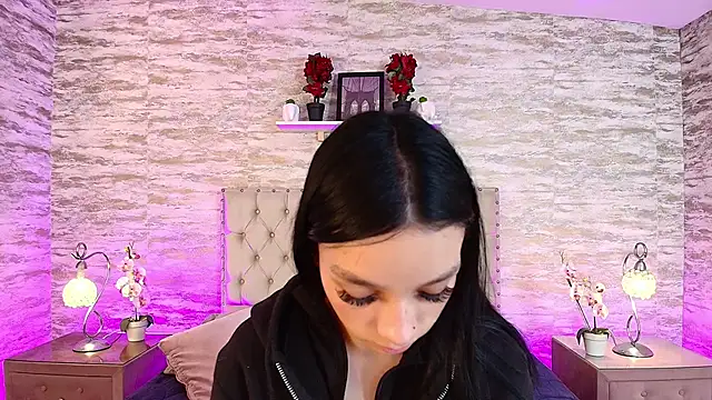 Elizabeth Ferrer online show from March 2026 12:20:01 PM