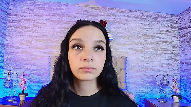 Elizabeth Ferrer online show from April 2026 12:20:02 PM