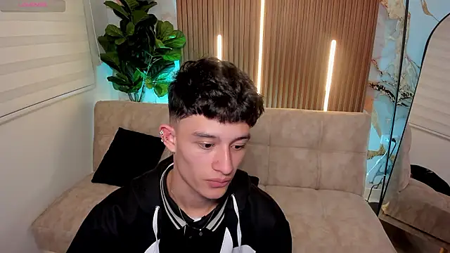 Patrick Howland  online show from February 2026 03:12:02 AM