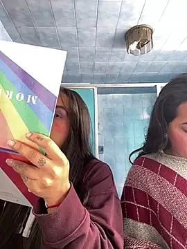 Annie Alicee online show from April 2026 02:26:01 PM