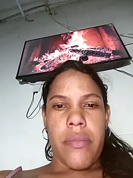 Snapshot of Kittydirty7 chatting on March 2026 04:06:02 AM Kittydirty7 online show from March 2026 04:06:02 AM