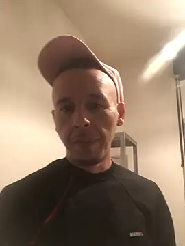 creativeX online show from February 2026 04:43:02 AM