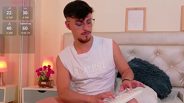 Aiden Gray online show from February 2026 08:41:02 PM