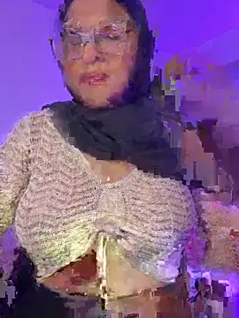 Amira-Awhada online show from March 2026 10:03:02 PM