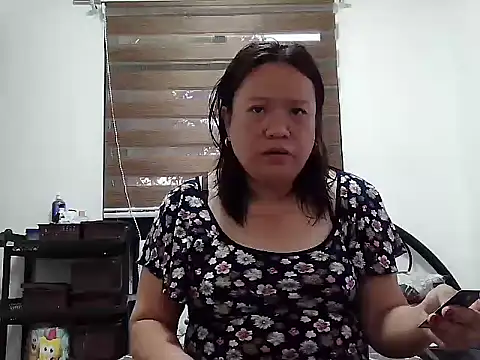 yummychubby29 online show from February 2026 05:16:02 AM