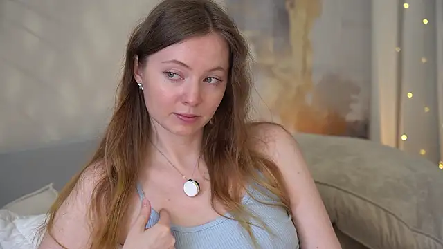 Snapshot of moan_elisa chatting on March 2026 03:32:01 AM moan elisa online show from March 2026 03:32:01 AM