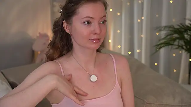 Snapshot of moan_elisa chatting on April 2026 12:52:02 AM moan elisa online show from April 2026 12:52:02 AM