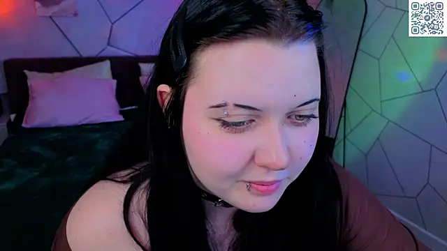 Snapshot of Kira_G0ld chatting on May 2026 10:36:01 AM Kira G0ld online show from May 2026 10:36:01 AM