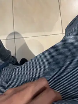 Snapshot of youngsterSA223 chatting on March 2026 09:29:02 PM youngsterSA223 online show from March 2026 09:29:02 PM