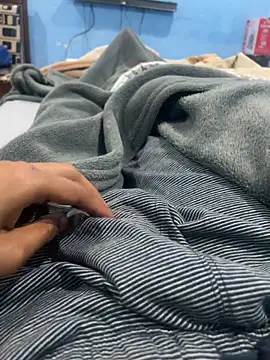 Snapshot of youngsterSA223 chatting on April 2026 01:22:02 AM youngsterSA223 online show from April 2026 01:22:02 AM